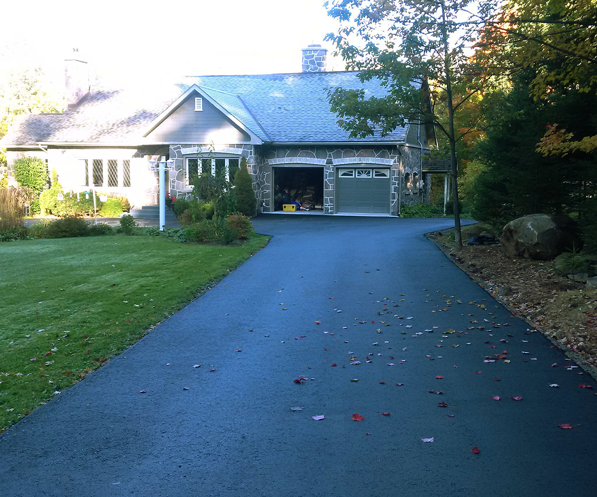 Residential Cottage Country Paving